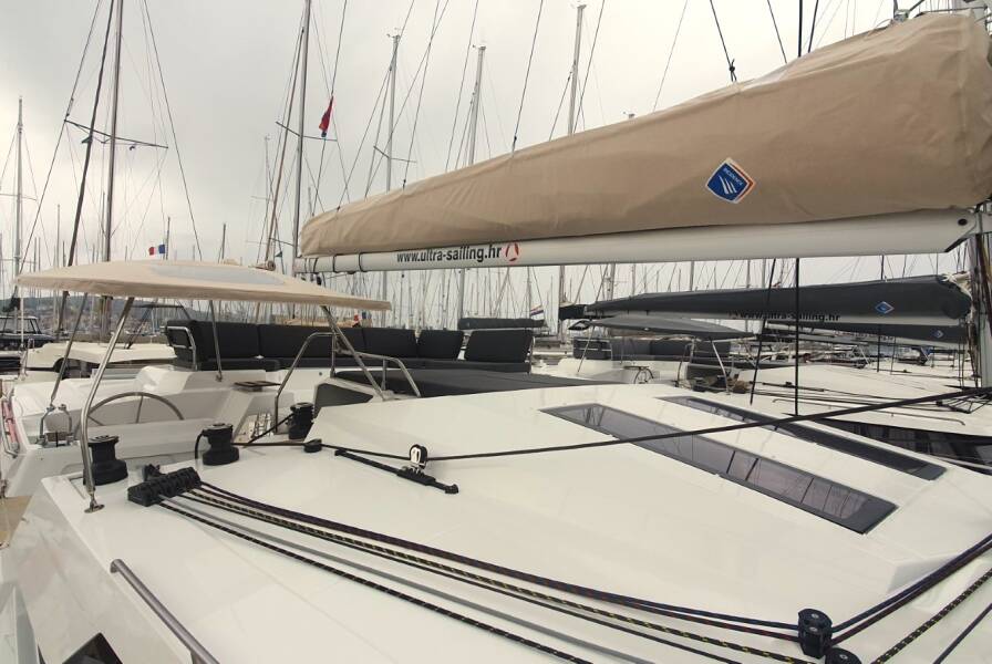 Fountaine Pajot Elba 45  | Adria Blue