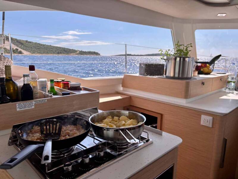 Fountaine Pajot FP 41 Quatuor 3 | Acamar