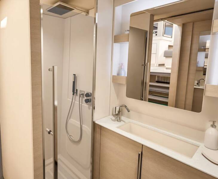 Fountaine Pajot FP 44 Quatuor ELECTRIC | MANATEE 