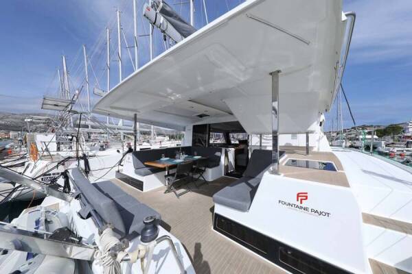 Fountaine Pajot Isla 40 | Chilli