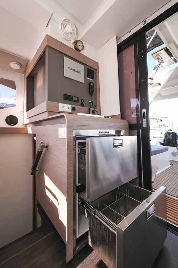 Fountaine Pajot Isla 40  | Orion