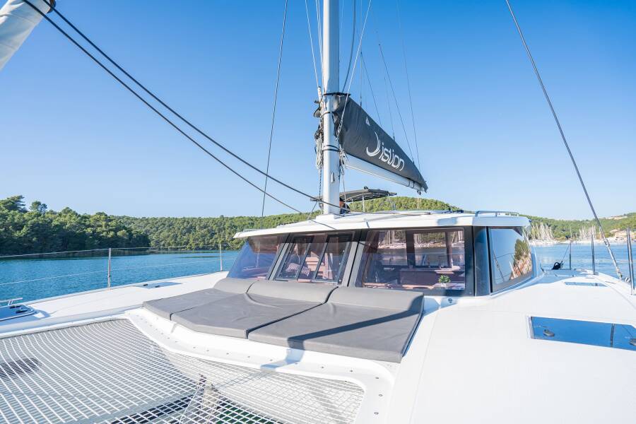 Fountaine Pajot Isla 40 | First Step