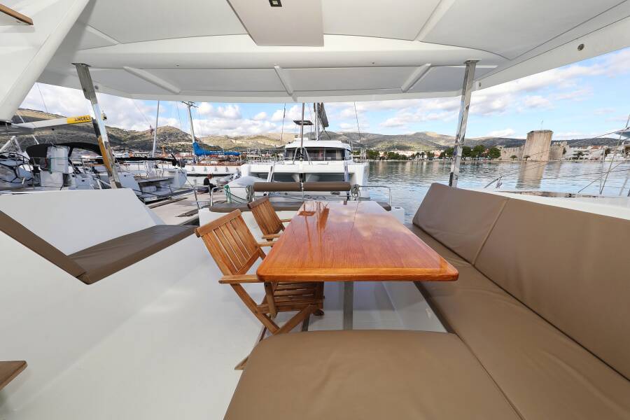 Fountaine Pajot Lucia 40  | Why Not