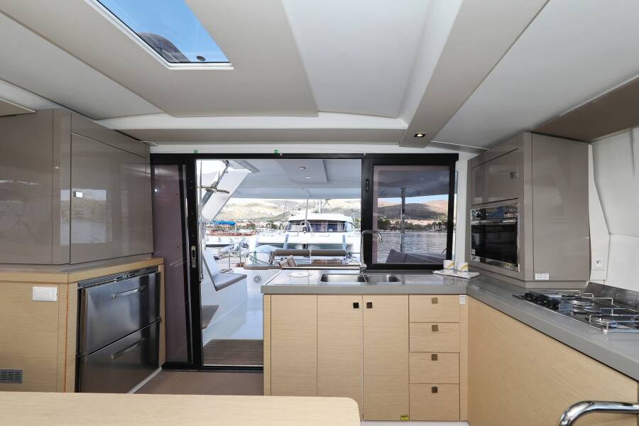 Fountaine Pajot Lucia 40  | Why Not