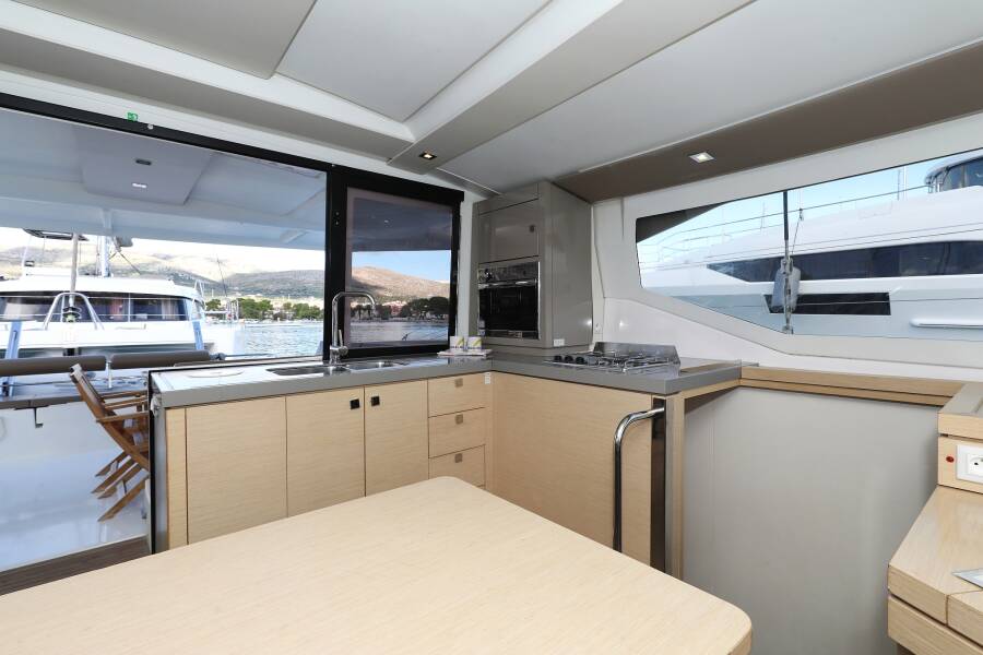 Fountaine Pajot Lucia 40  | Why Not