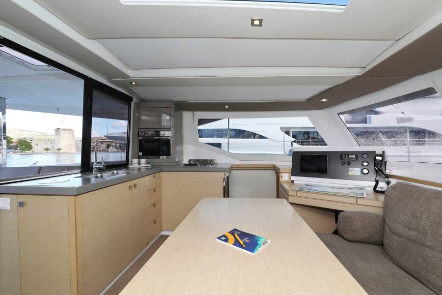 Fountaine Pajot Lucia 40  | Why Not