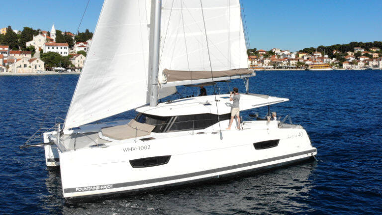 Fountaine Pajot Lucia 40  | Leon