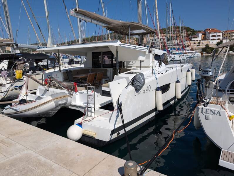 Fountaine Pajot Lucia 40  | Valeriia
