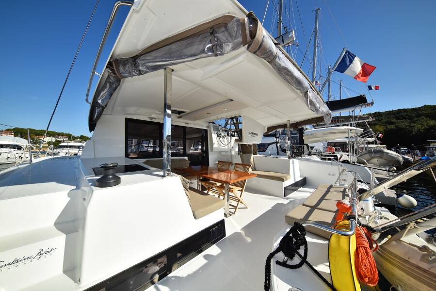 Fountaine Pajot Lucia 40  | Floreanne