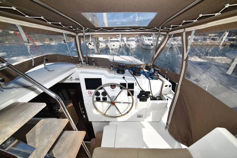 Fountaine Pajot Lucia 40  | Floreanne