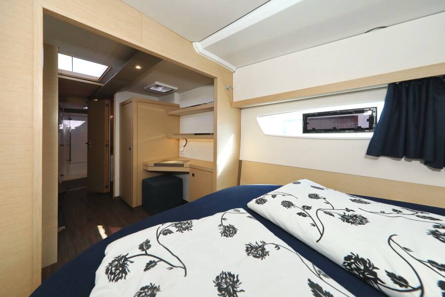 Fountaine Pajot Lucia 40  | Floreanne