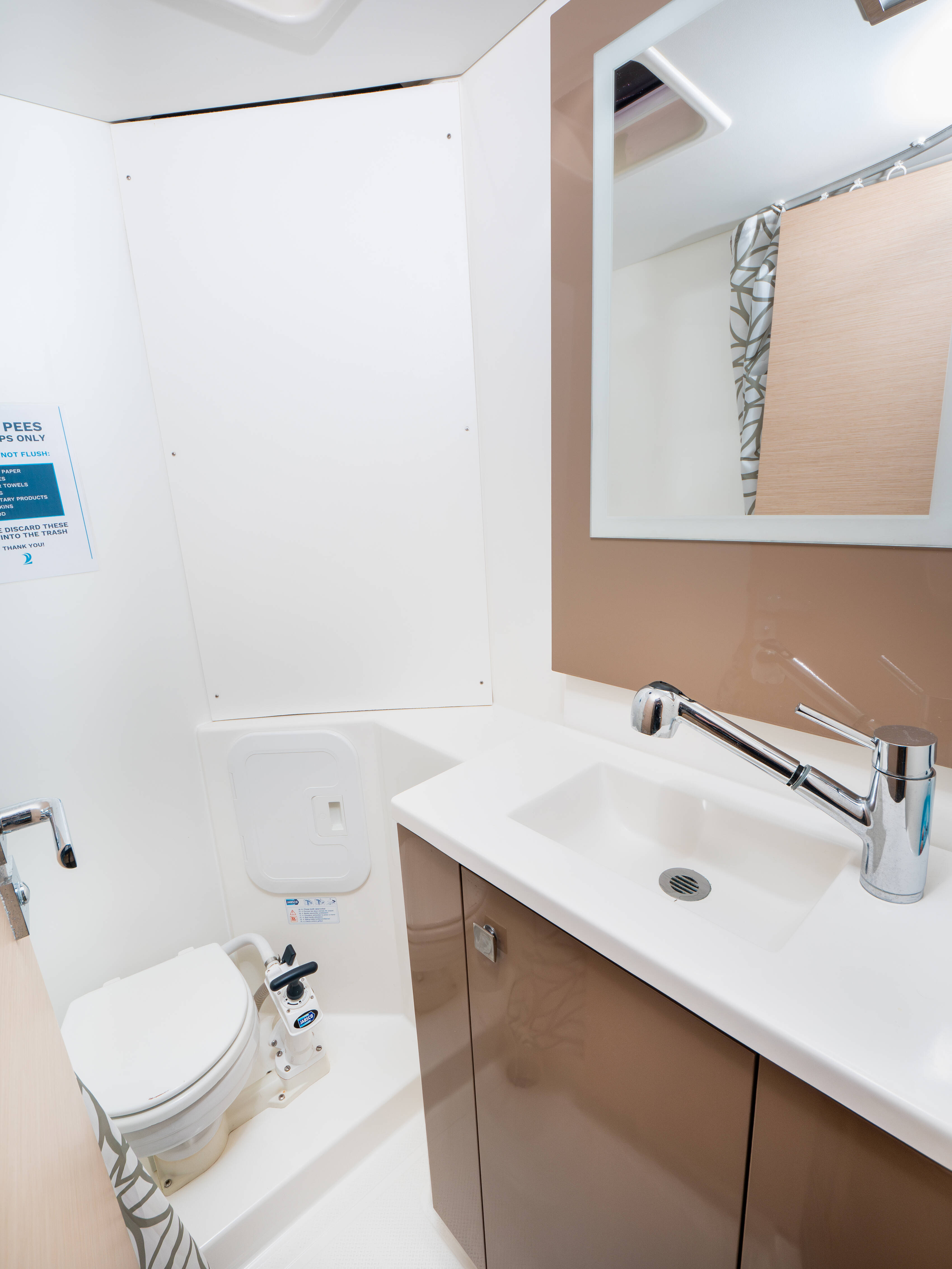 Fountaine Pajot Lucia 40 | Stella Luna