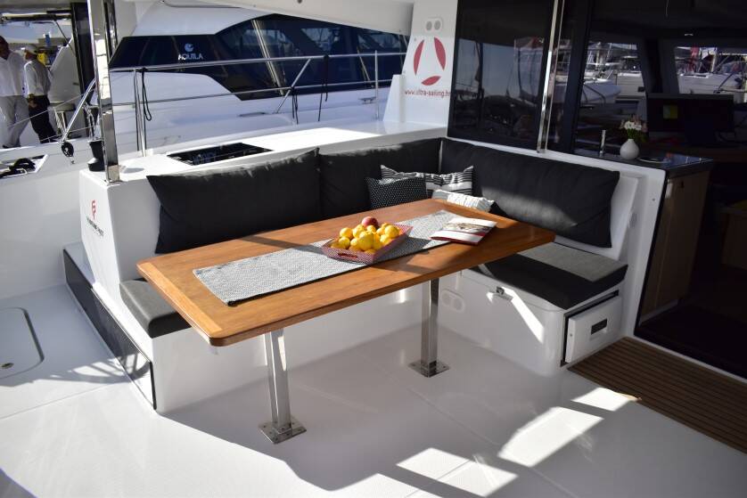 Fountaine Pajot Lucia 40  | Nala