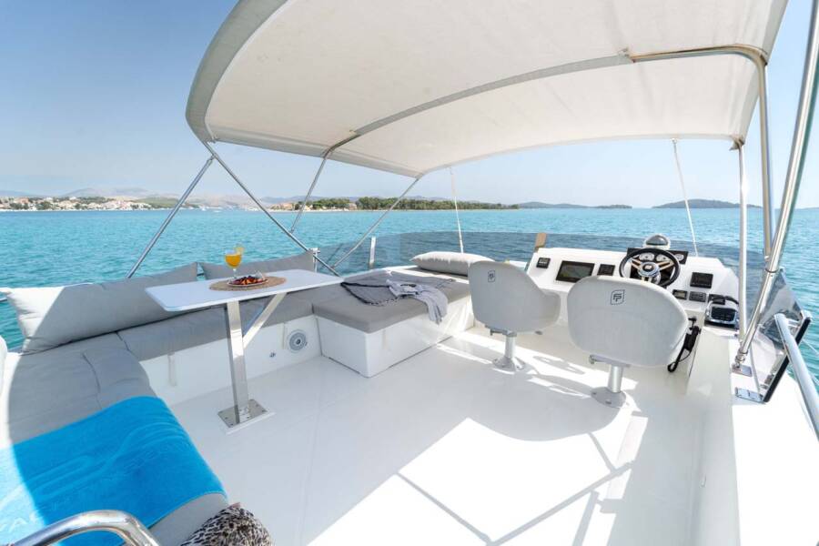 Fountaine Pajot MY 37  | Kalea