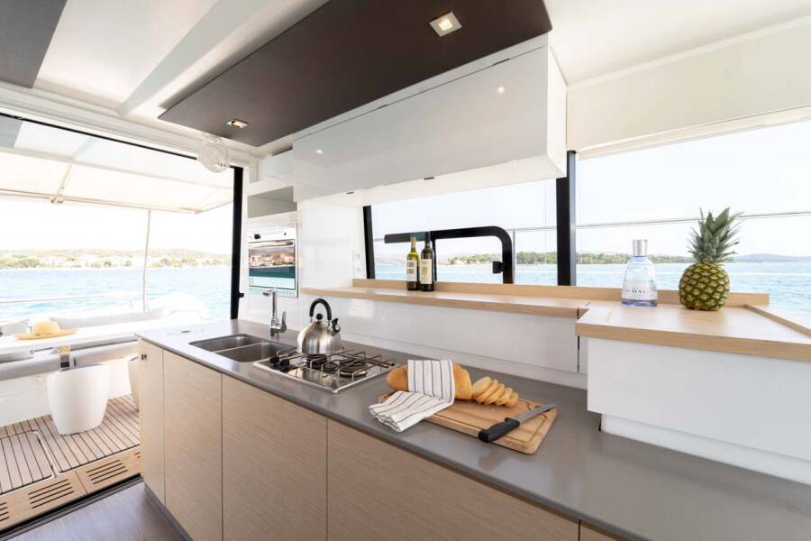 Fountaine Pajot MY 37  | Kalea