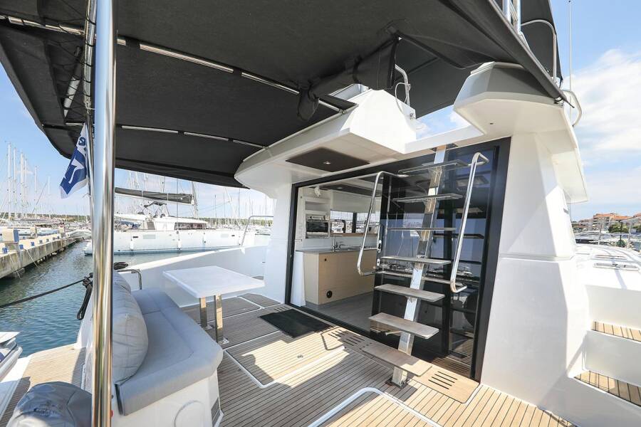 Fountaine Pajot MY 37  | Anrik