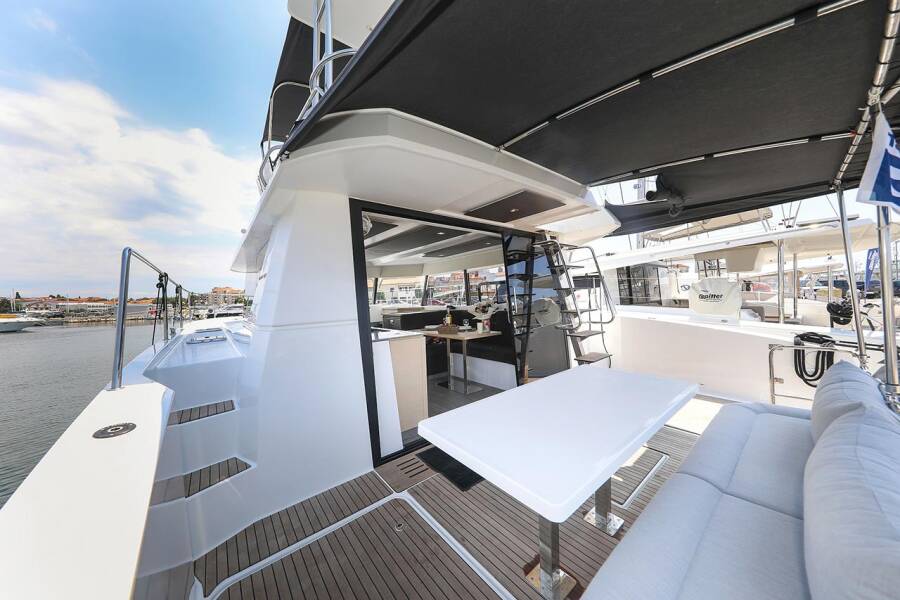 Fountaine Pajot MY 37  | Anrik