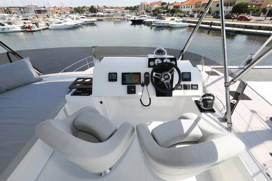 Fountaine Pajot MY 37  | Anrik