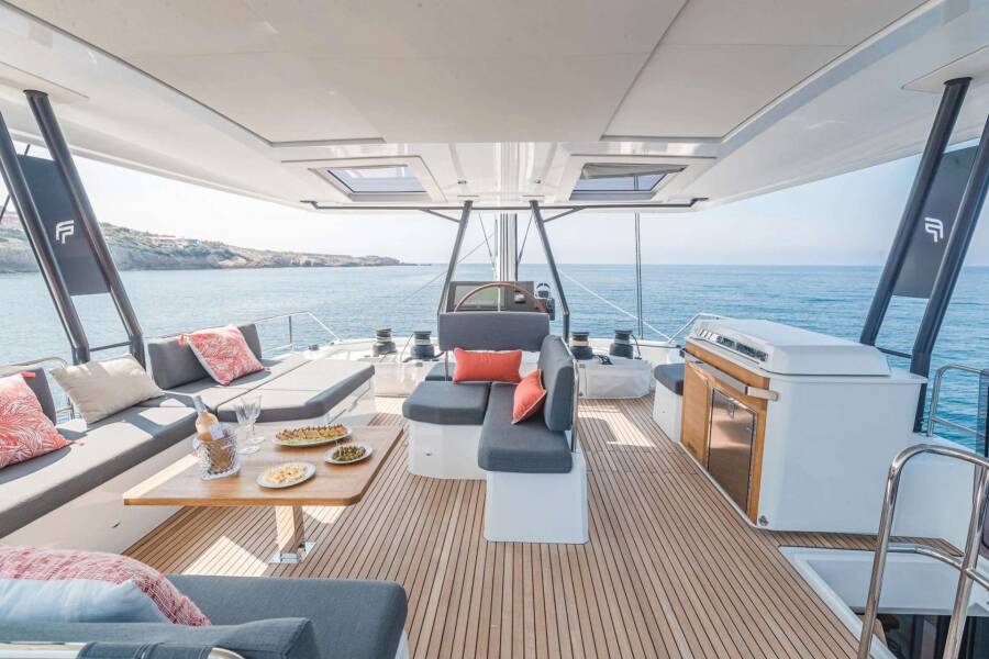 Fountaine Pajot Samana 59  | Nika One