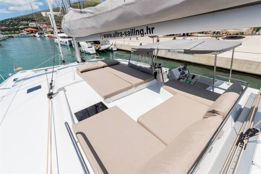 Fountaine Pajot Saona 47 Quintet  | Sunny Wave