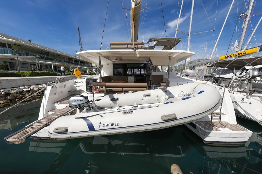 Fountaine Pajot Saona 47 Quintet  | Nina V