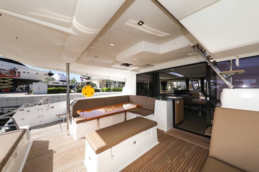 Fountaine Pajot Saona 47 Quintet  | Nina V