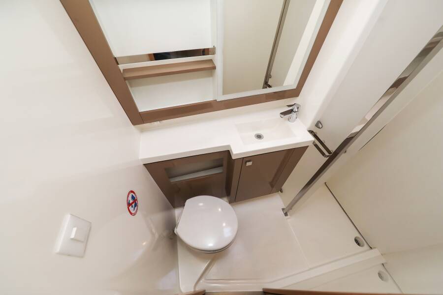 Fountaine Pajot Saona 47 Quintet  | Nina V