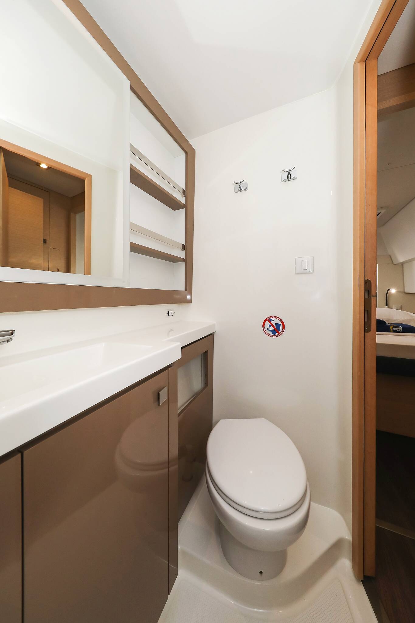 Fountaine Pajot Saona 47 Quintet  | Nina V