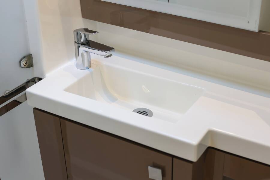 Fountaine Pajot Saona 47 Quintet  | Nina V