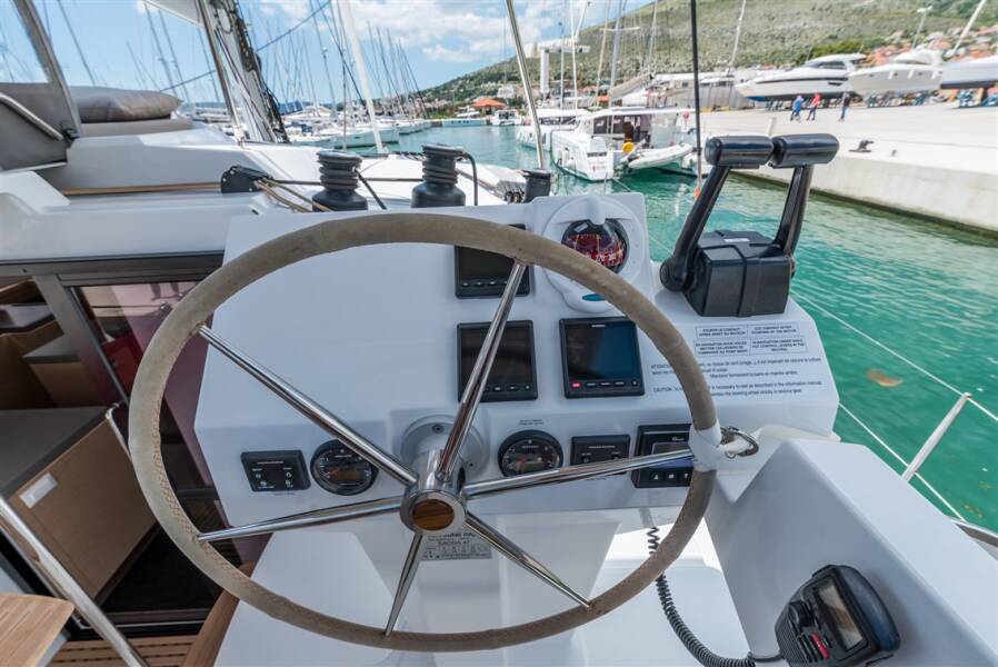 Fountaine Pajot Saona 47 Quintet  | Sunny Wave