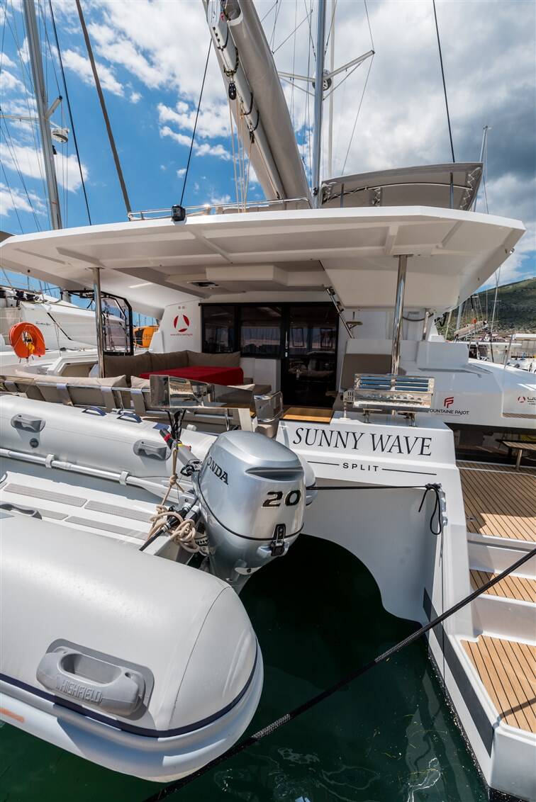 Fountaine Pajot Saona 47 Quintet  | Sunny Wave