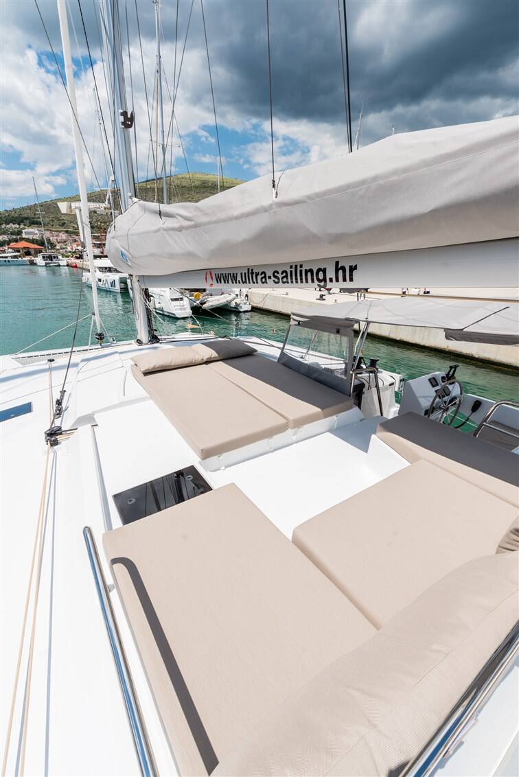Fountaine Pajot Saona 47 Quintet  | Sunny Wave