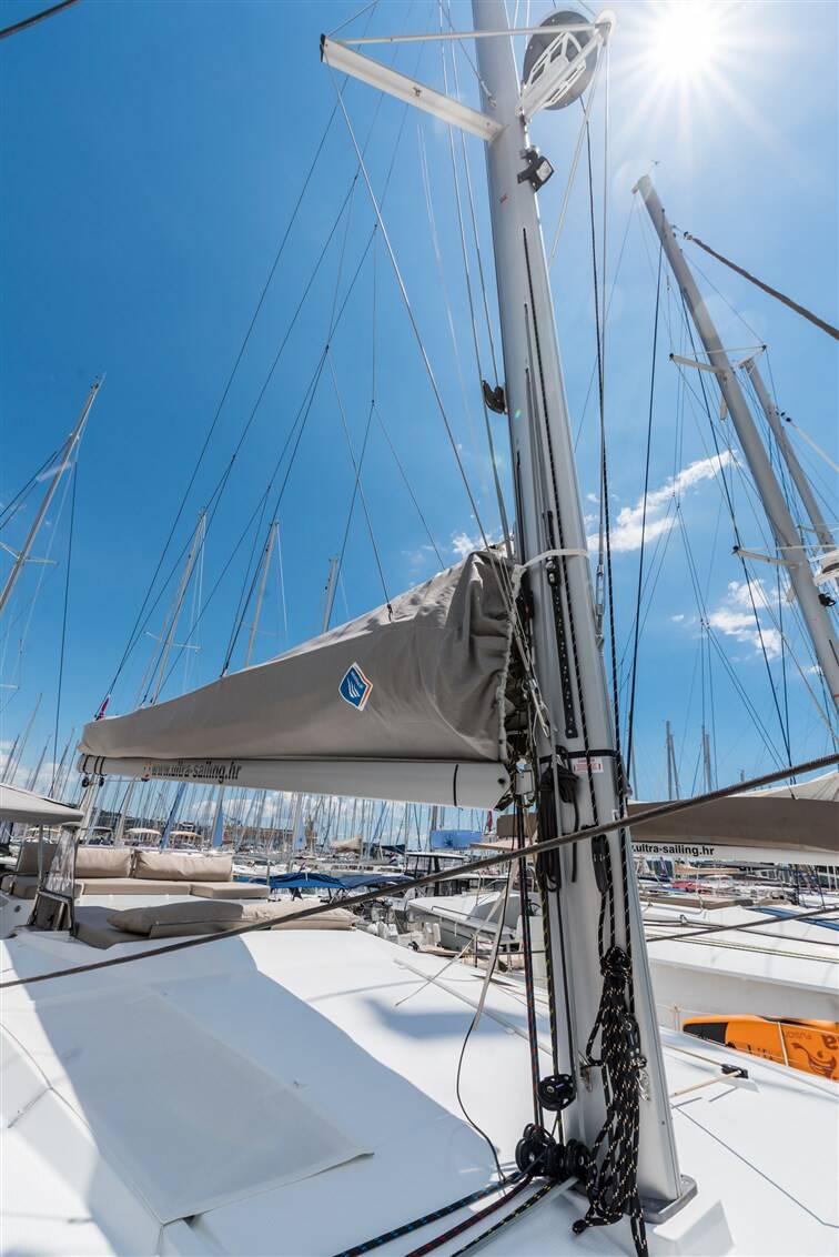 Fountaine Pajot Saona 47 Quintet  | Sunny Wave