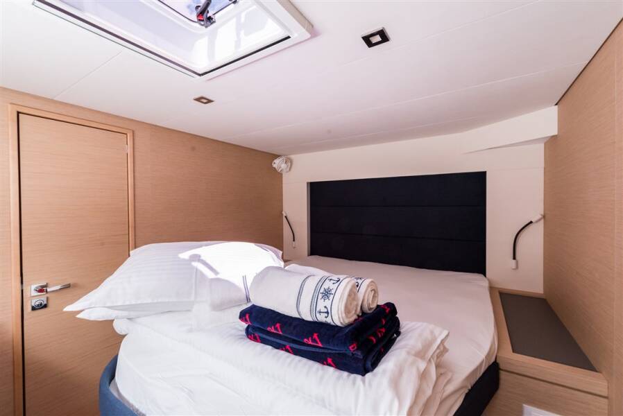 Fountaine Pajot Saona 47 Quintet  | Sunny Wave