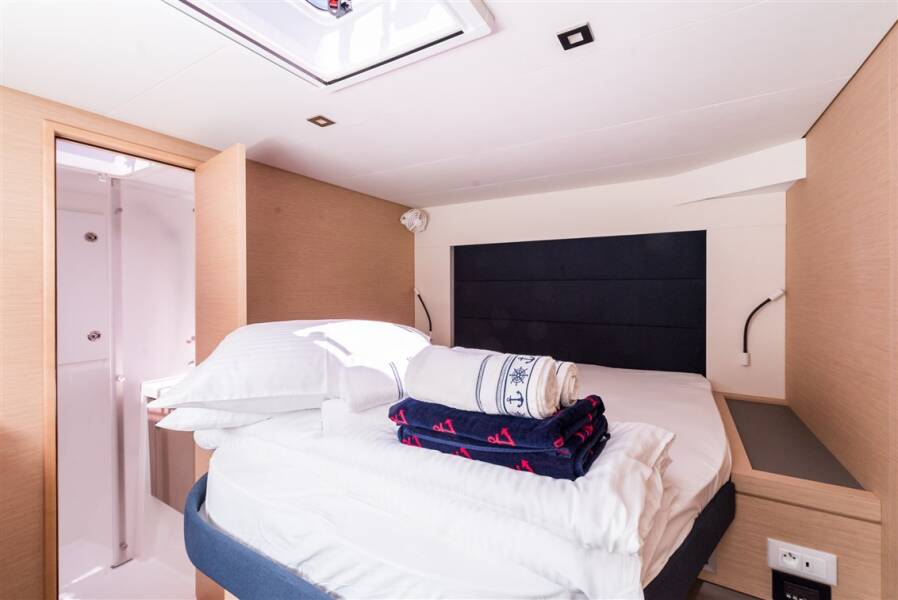 Fountaine Pajot Saona 47 Quintet  | Sunny Wave