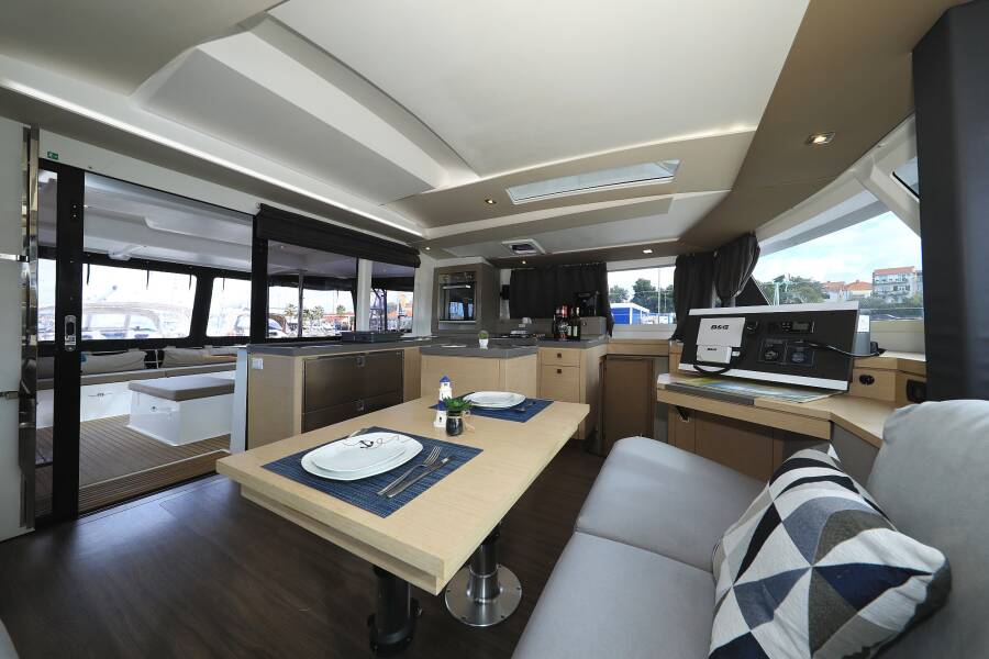 Fountaine Pajot Saona 47 Quintet  | Aquarius