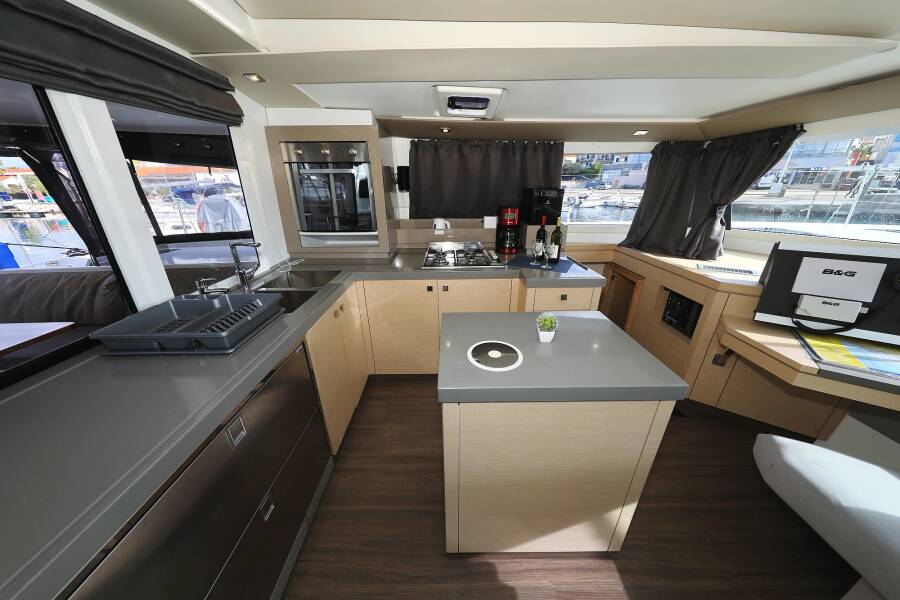 Fountaine Pajot Saona 47 Quintet  | Aquarius