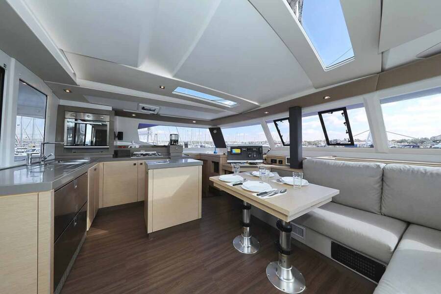 Fountaine Pajot Saona 47 Quintet  | Fee