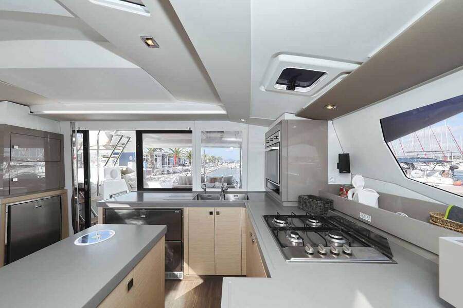 Fountaine Pajot Saona 47 Quintet  | Fee