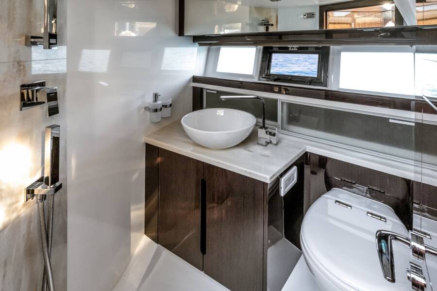 Galeon 420  | Amber Blue