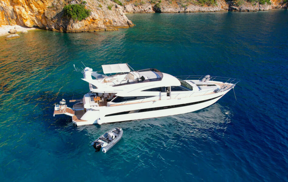 Galeon 640  | Bella Zio