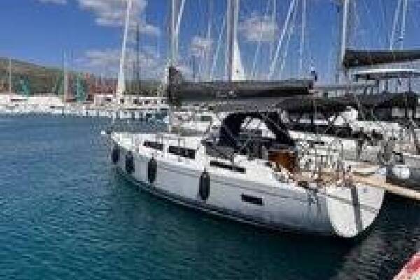Hanse 388