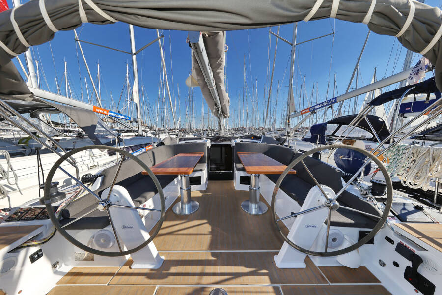 Hanse 410  | Bela