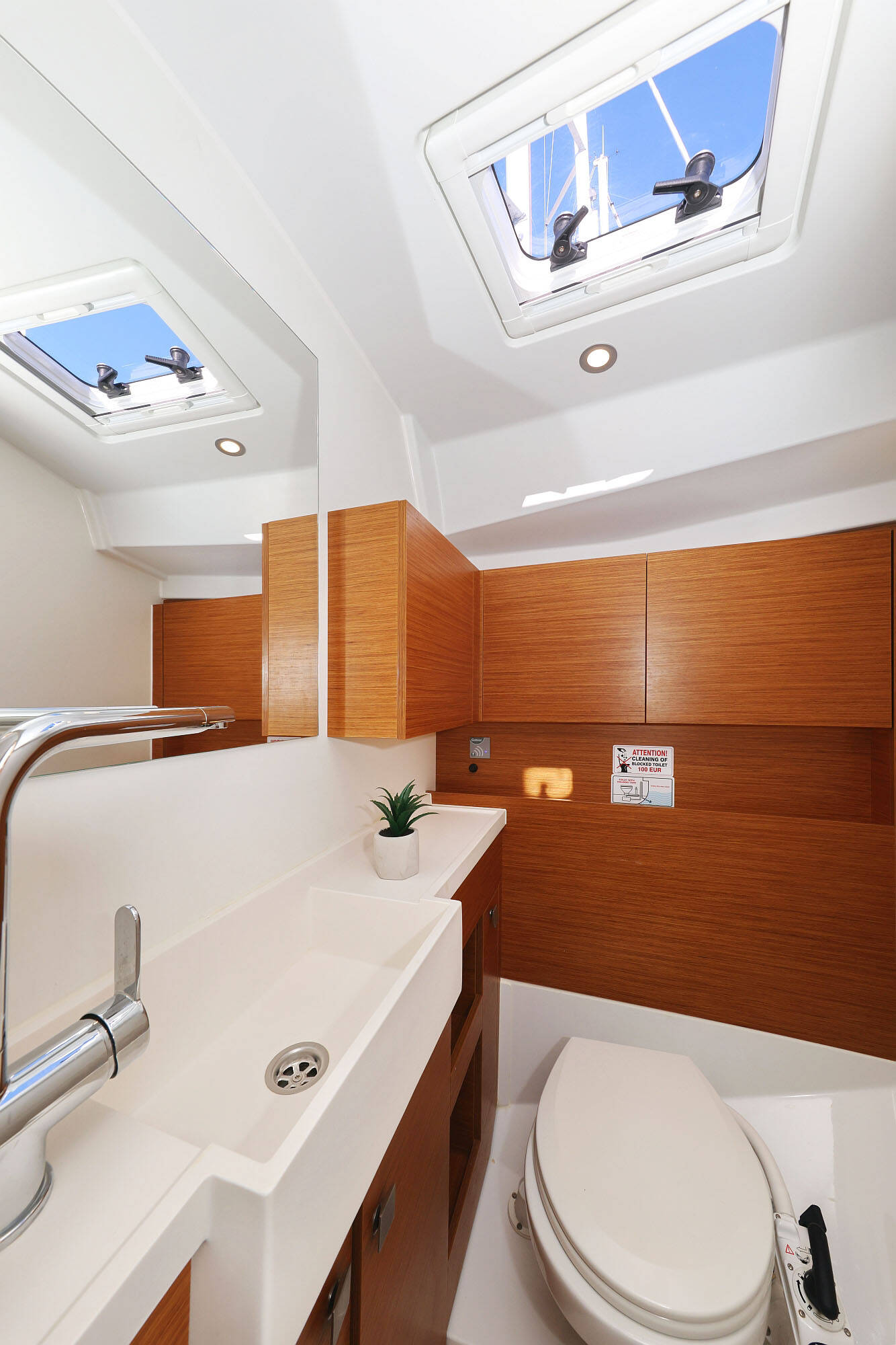 Hanse 410  | Bela