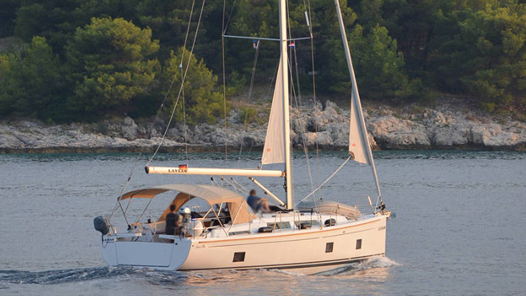 Hanse 418  | Laysan