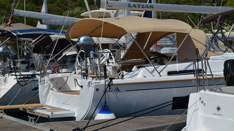 Hanse 418  | Laysan