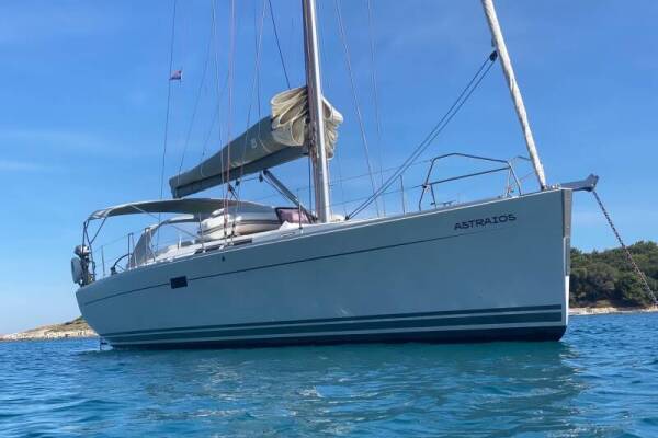 Hanse 430 E