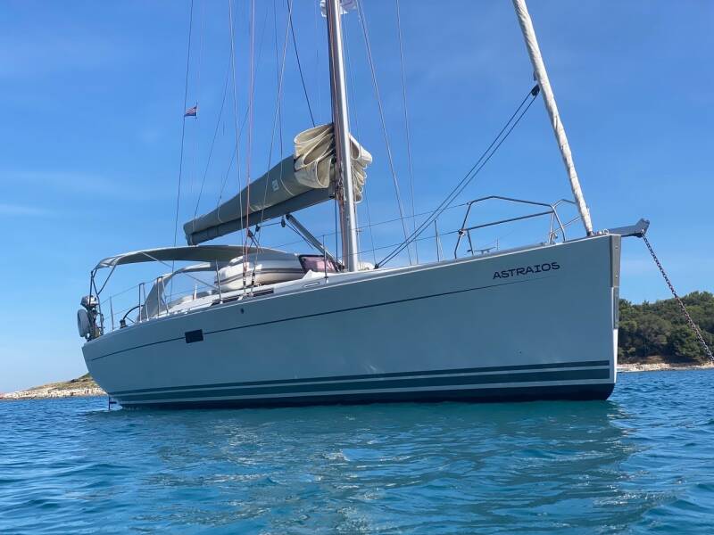 Hanse 430 E