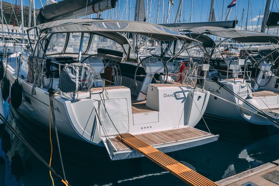 Hanse 455