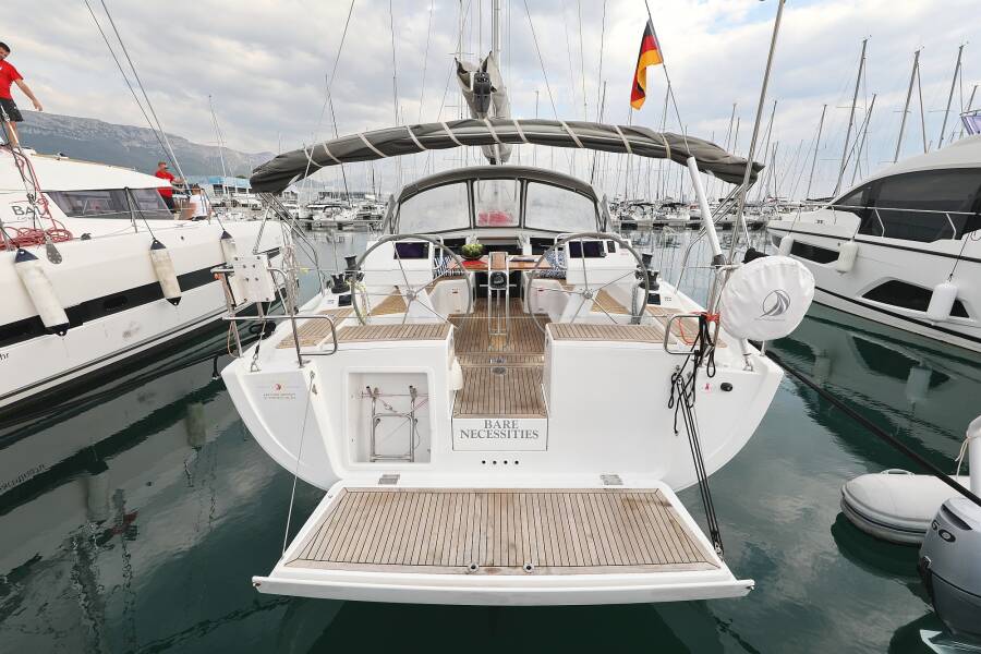 Hanse 455 | Bare Necessities